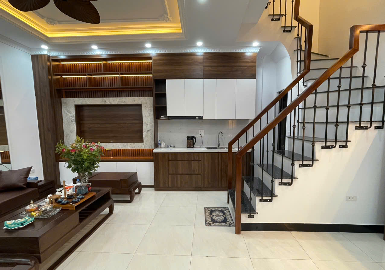 Cầu thang ngày càng chiếm vị trí trung tâm, định hình thẩm mỹ và cảm quan không gian tổng thể của công trình. - Ảnh 1. Cầu thang ngày càng chiếm vị trí trung tâm, định hình thẩm mỹ và cảm quan không gian tổng thể của công trình. - Ảnh 1.